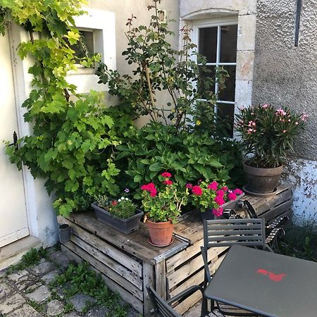La Basse Cour Hotel Tanlay Exterior photo